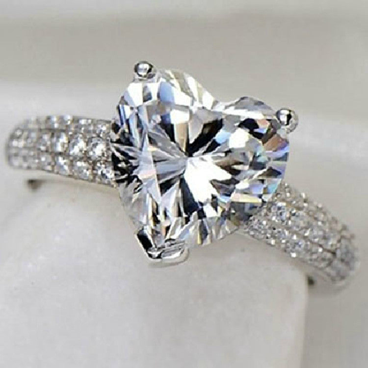 Luxurious Heart-Shaped Diamond Ring